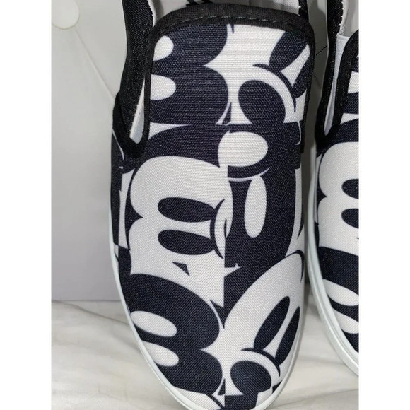 Disney Mickey Mouse Slip On 1928 Star Black White Sneakers Mens Size 7 BRAND NEW - Picture 3 of 8